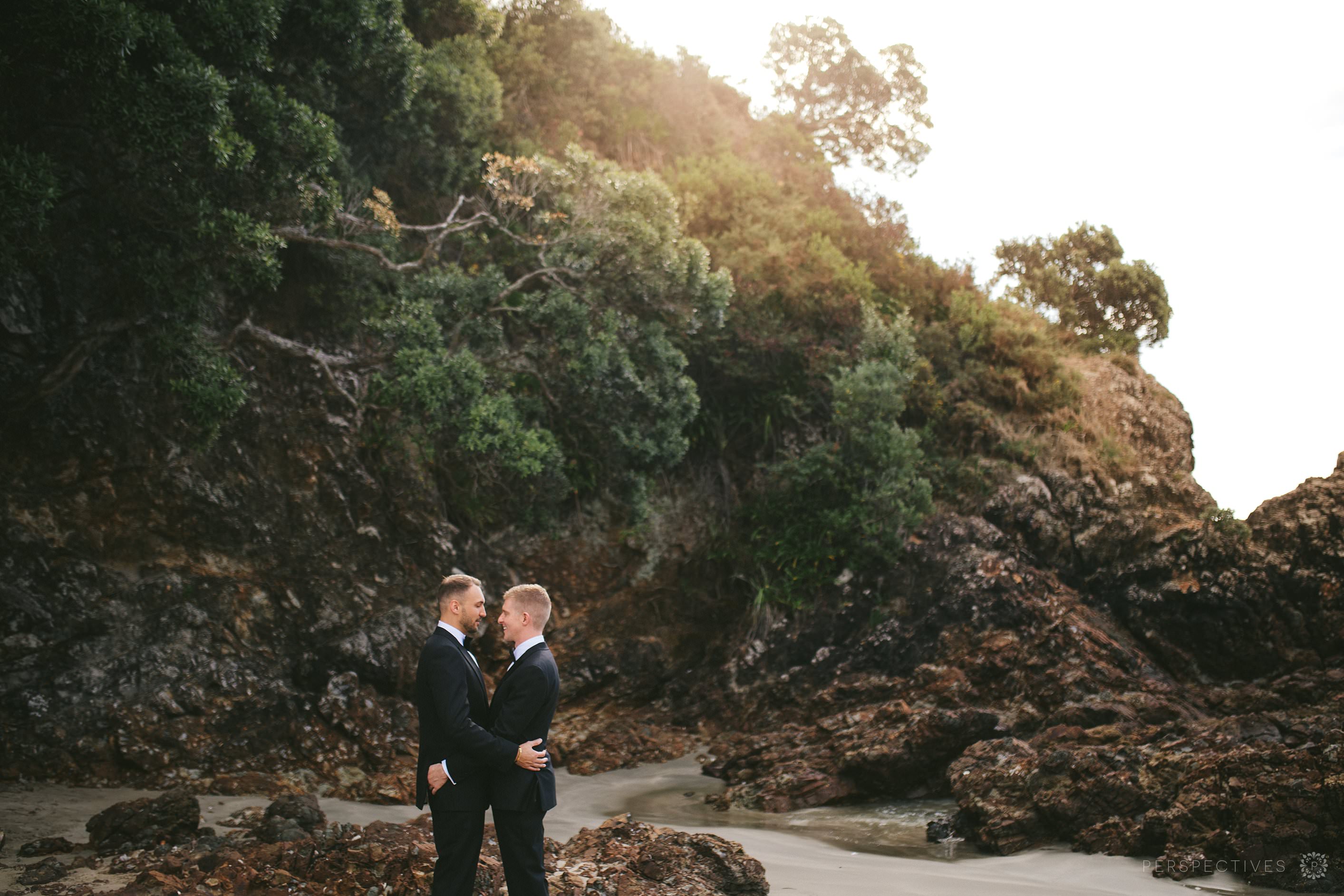 Waiheke Tantalus estate beach wedding photos